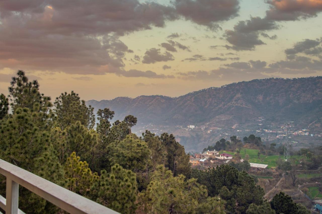 Hillcrest Heights Kasauli Exterior foto