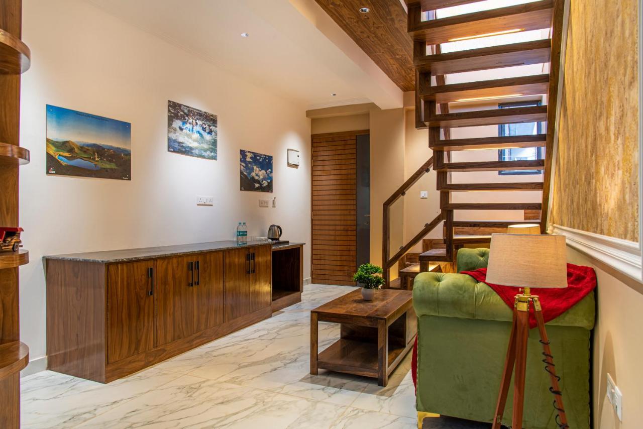 Hillcrest Heights Kasauli Exterior foto