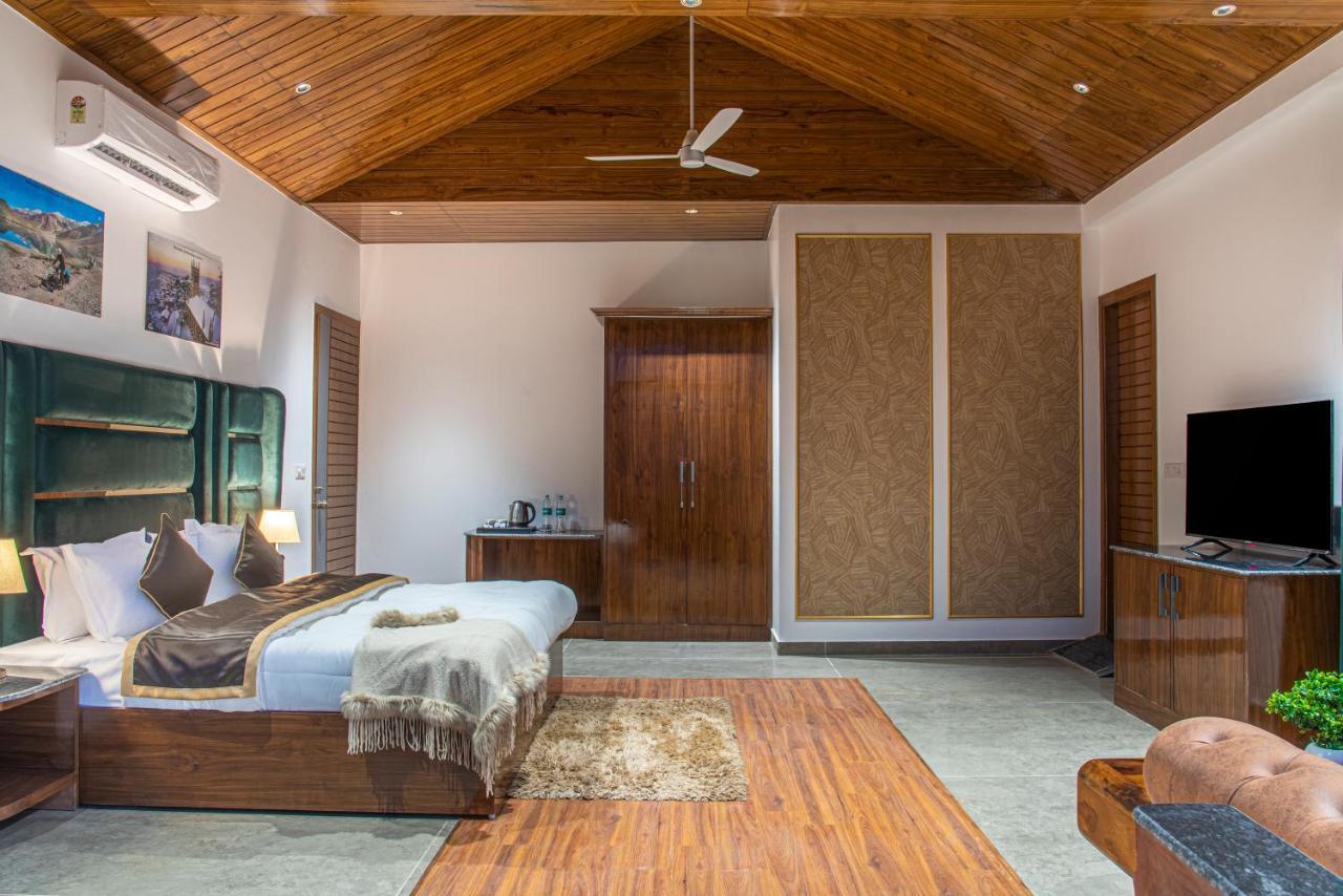 Hillcrest Heights Kasauli Exterior foto